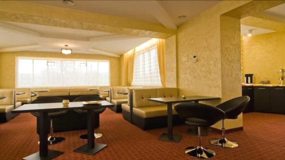 Hotel Inter Business Bucarest Restaurante foto
